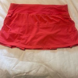 Lululemon pace rival mid rise skirt. Size 10. Excellent condition.
